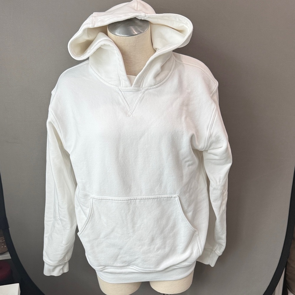Lululemon Fleece Pullover Hoodie size 6 white excellent condition